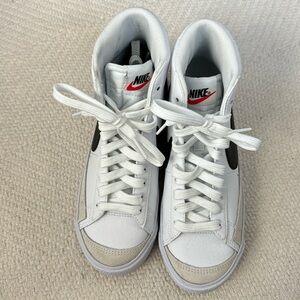 Nike Blazer Mid '77. Only worn one time.